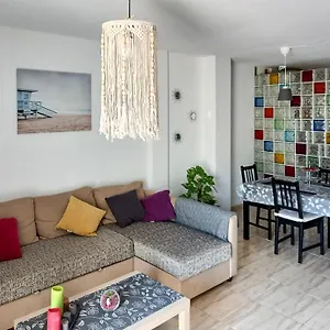 Casa La Sonrisa Shared House Guest house El Medano (Tenerife)